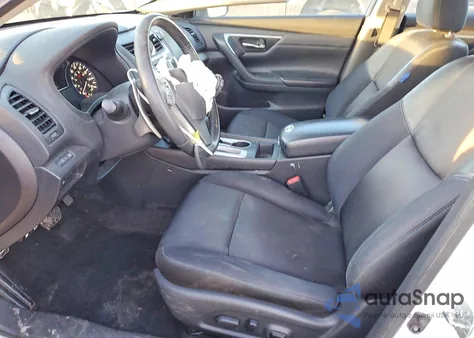 2017 Nissan Altima 2.5 from USA, damaged, VIN 1N4AL3AP4HC116245